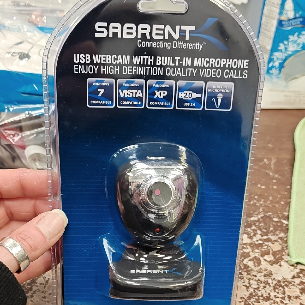Sabrent USB Webcam with Built-in Microphone